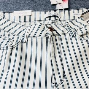 Judy Blue pinstripe jeans. Super Flare 18W